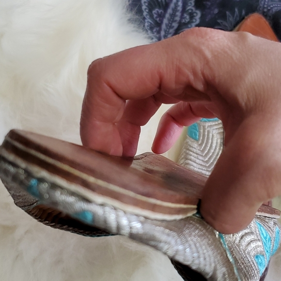 Leather Silver/Blue Morracan Slippers-SZ 7 - Picture 13 of 13
